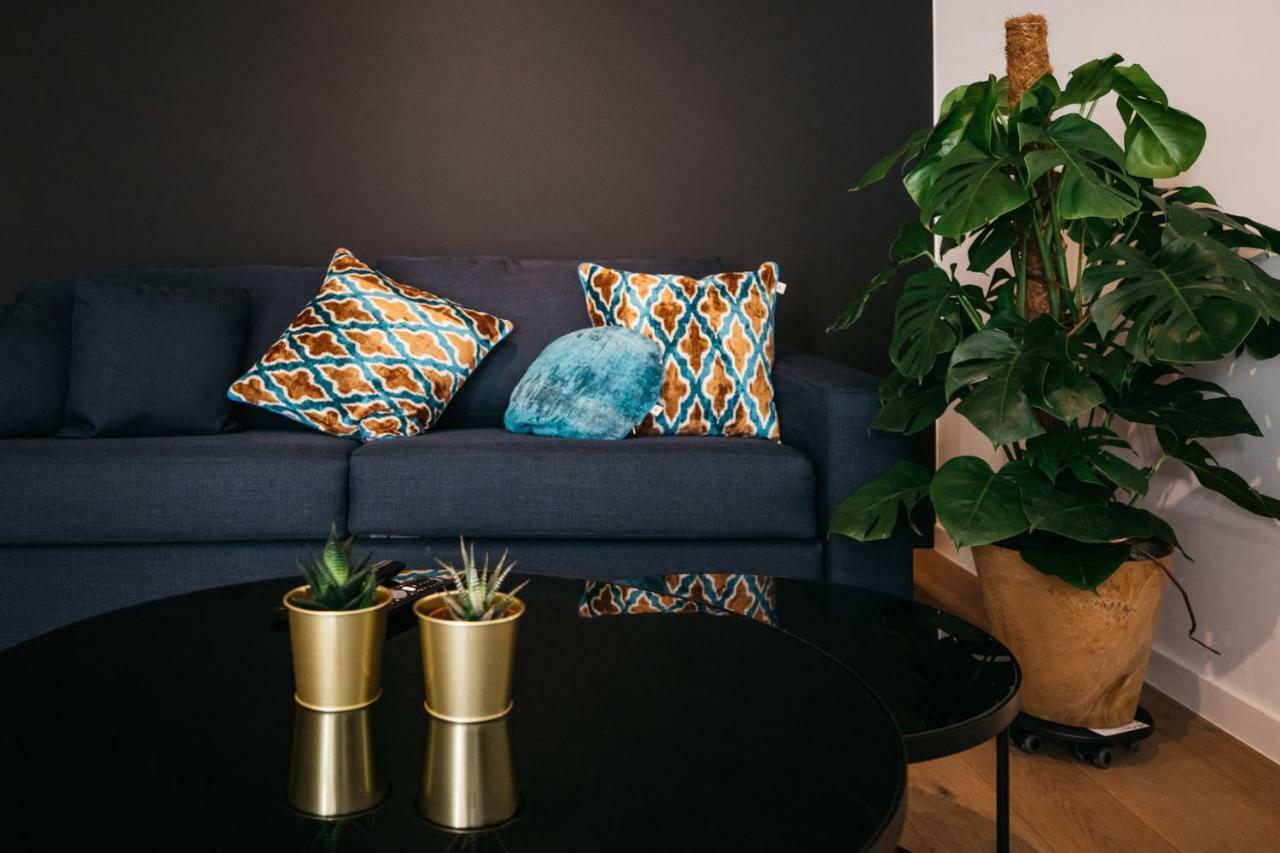 Charlie'S Bed & Breakfast Antwerpen Bagian luar foto